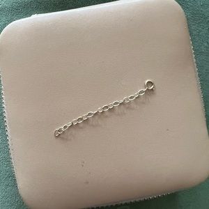 Mejuri 14k Necklace extender!